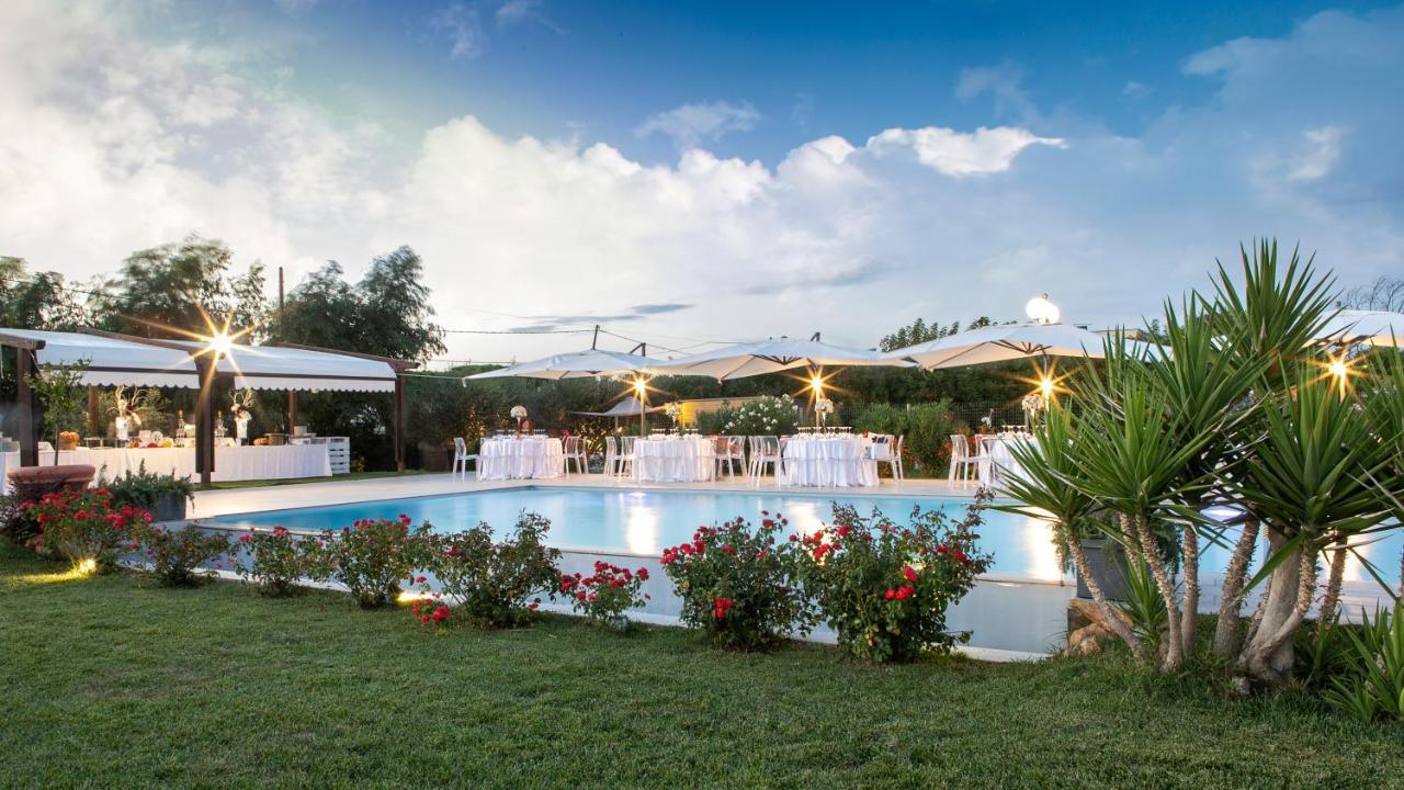 Agriturismo Torre Flavia 라디스폴리 외부 사진